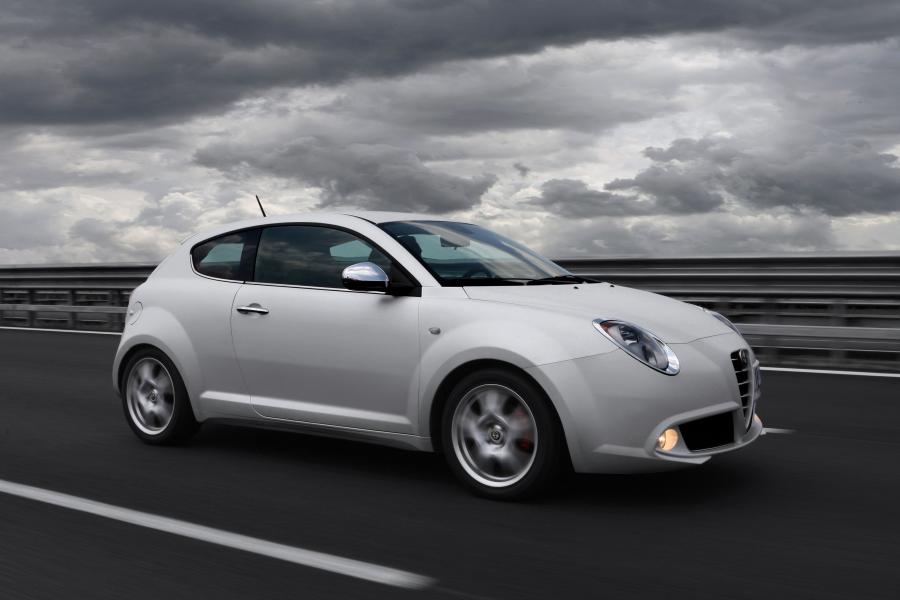  Alfa Romeo MiTo 1.4 MultiAir 2009 года  (фото 6 из 22)